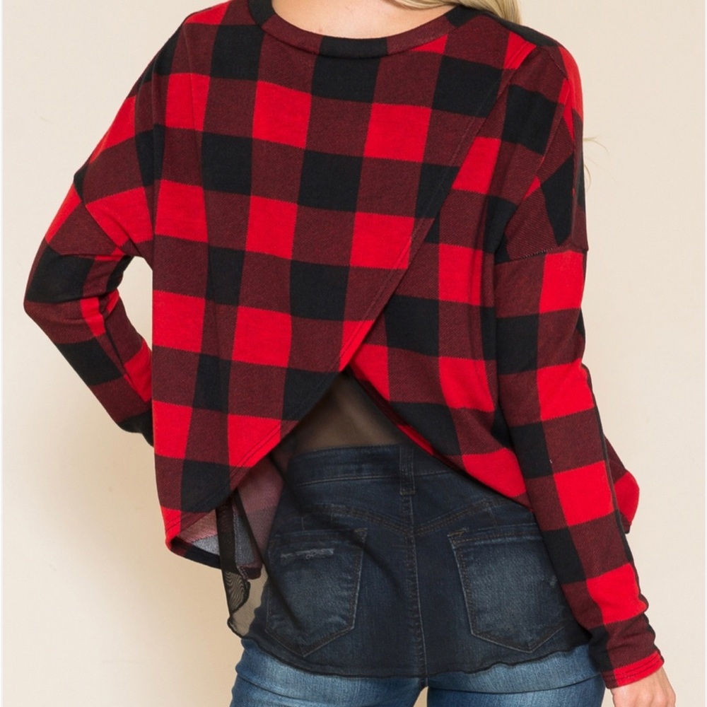 🎀 2 X’s Host Pick 🎀 Buffalo Plaid Top with Black Back